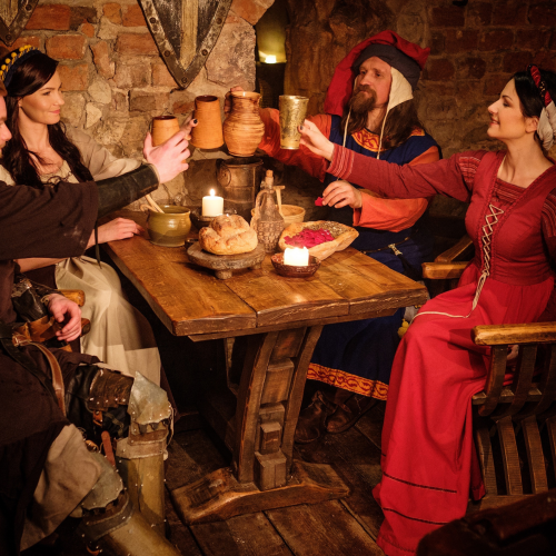 imagen cena medieval